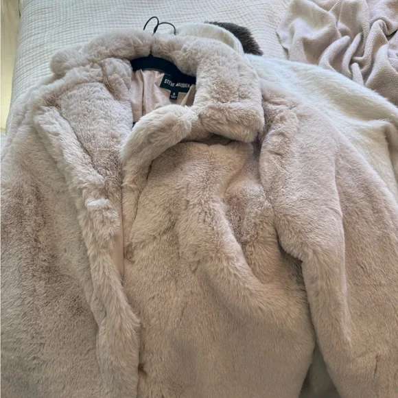 Steve Madden Luxe Beige Teddy Jacket - Picture 3 of 7